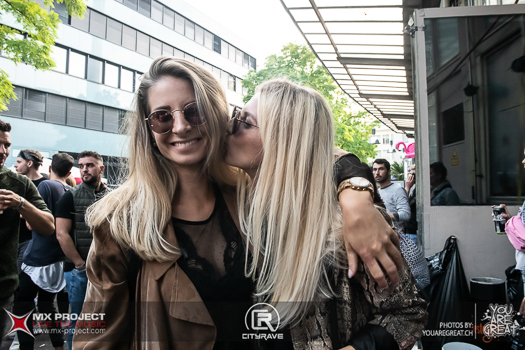 City Rave Impression